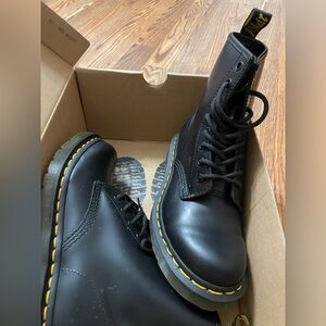 Dr. Martens air wair